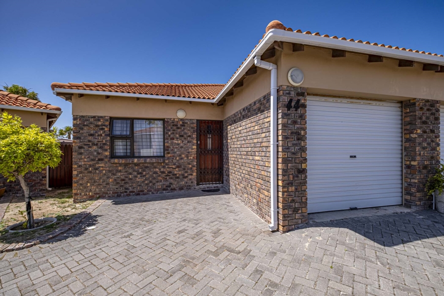 3 Bedroom Property for Sale in Humewood Eastern Cape